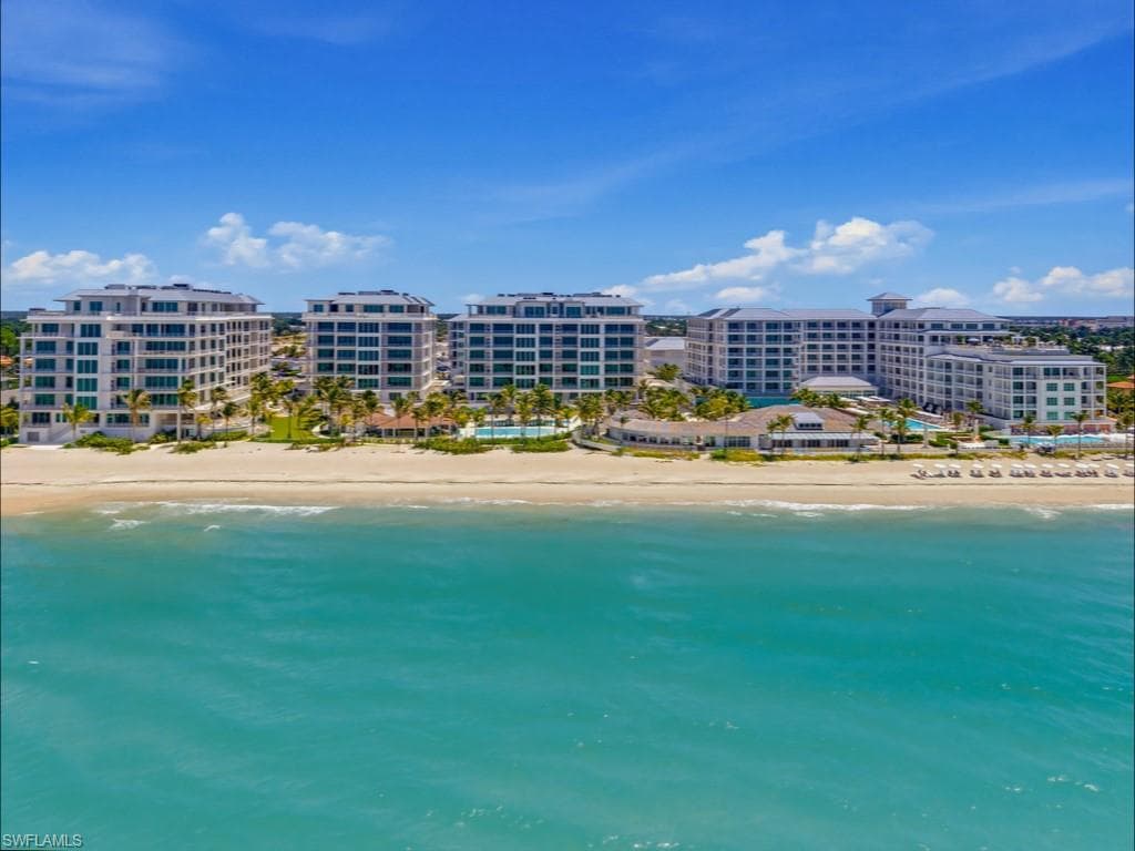 901 Gulf Shore BLVD N A-303 NAPLES, FL 34102
