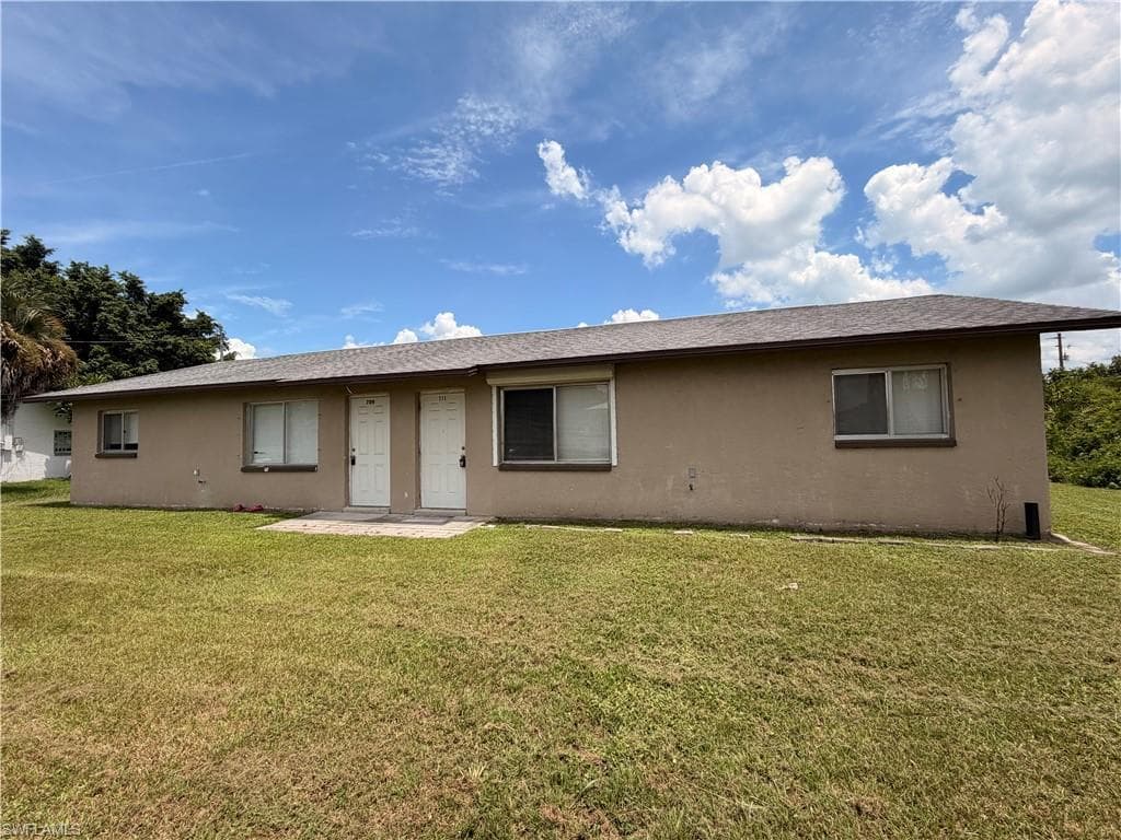 711 Gordon AVE S LEHIGH ACRES, FL 33973