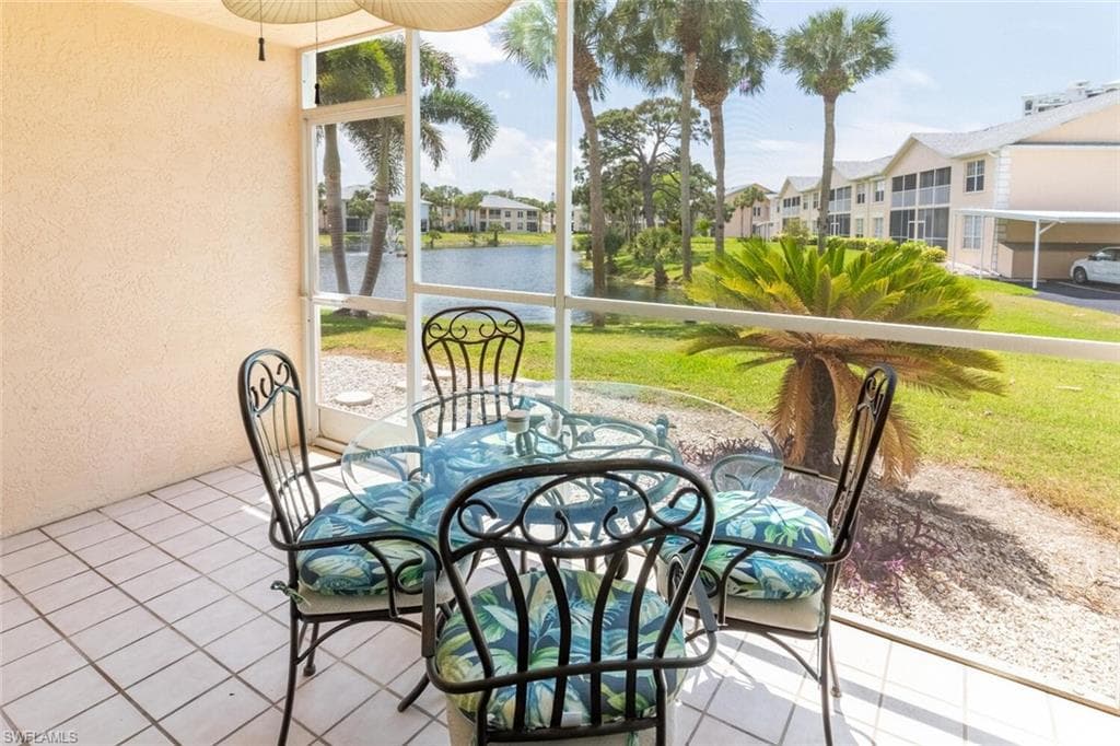 774 Wiggins Lake DR 106 NAPLES, FL 34110