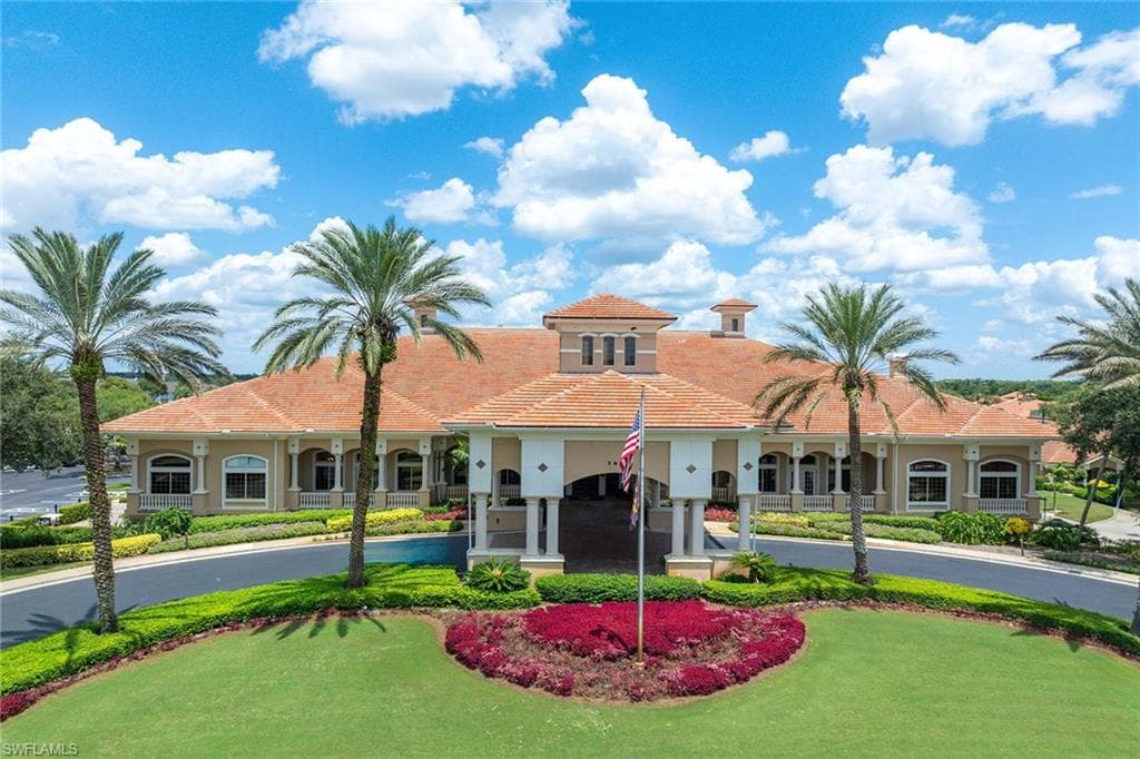7000 Pinnacle LN 1401 NAPLES, FL 34110
