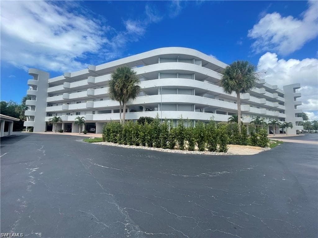 12945 Vanderbilt DR 306 NAPLES, FL 34110