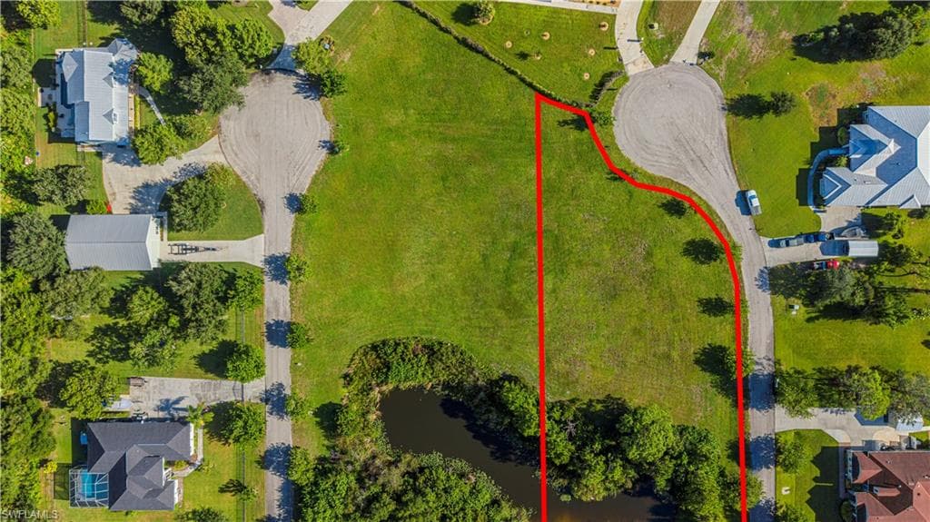 18901 Bridge Wood CT ALVA, FL 33920