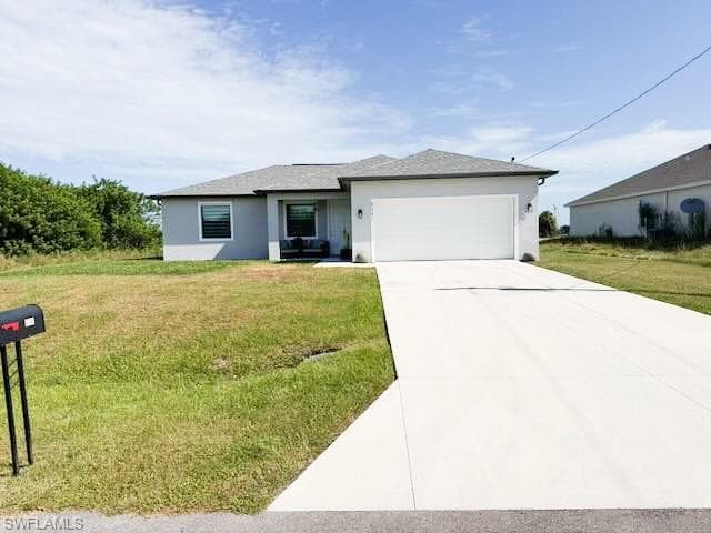 8041 Sherwood CIR LABELLE, FL 33935