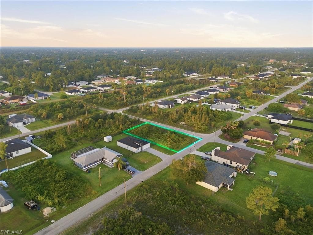 2619 22nd ST W LEHIGH ACRES, FL 33971