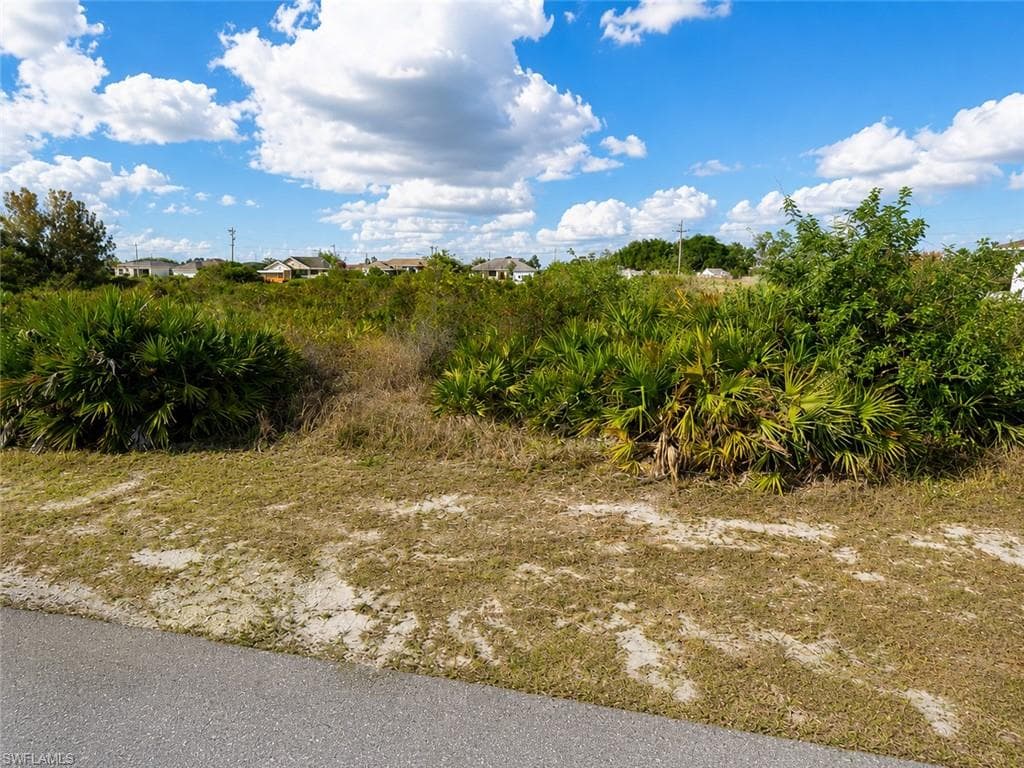 3114 24th ST SW LEHIGH ACRES, FL 33976