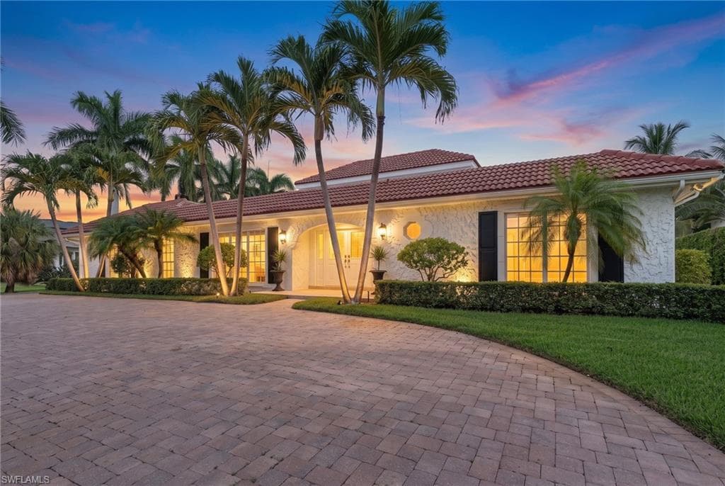 503 Neapolitan WAY NAPLES, FL 34103