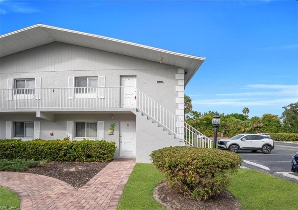 8071 Country RD 206 FORT MYERS, FL 33919