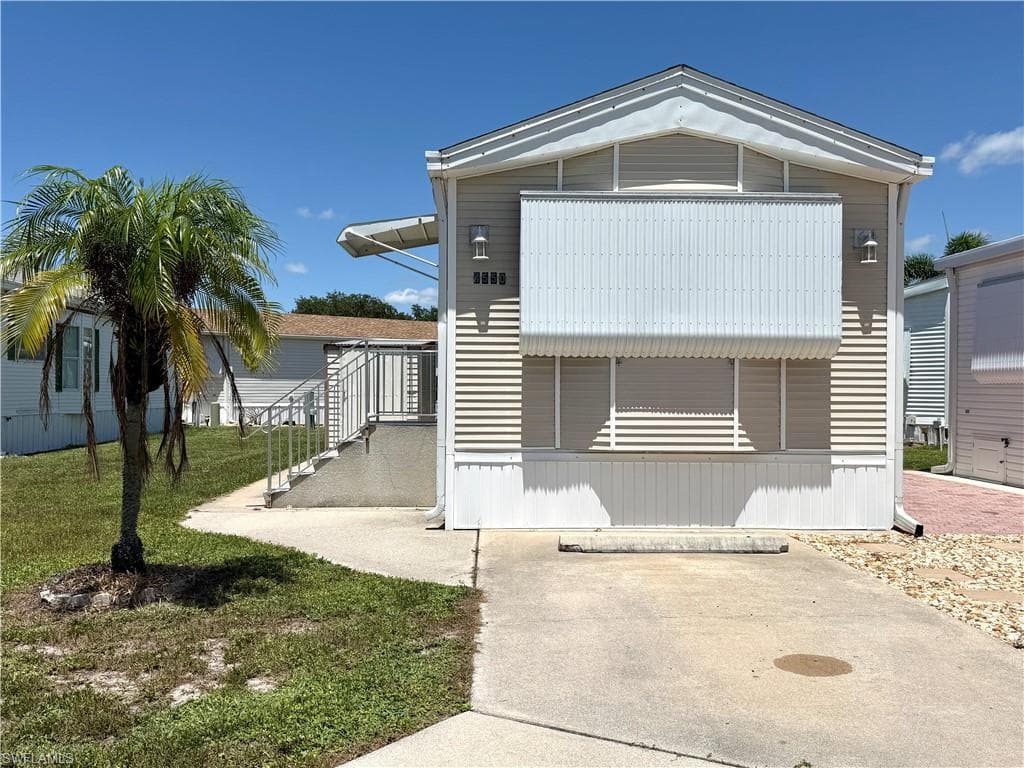 4550 Lafayette LN E ESTERO, FL 33928