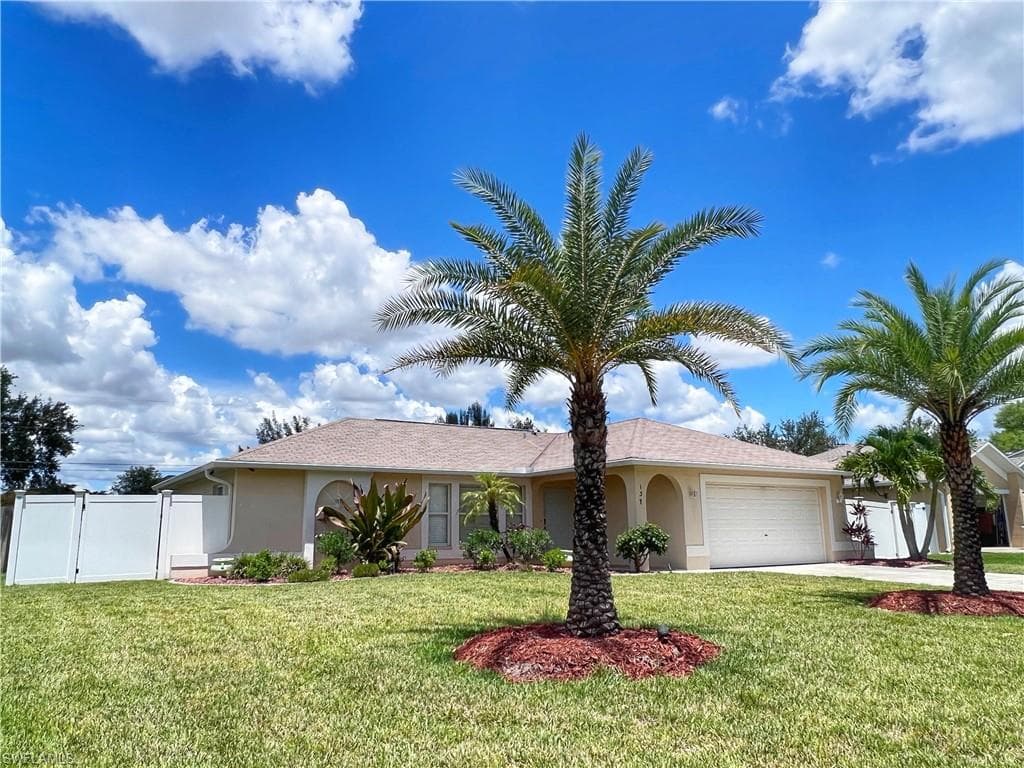 137 17th TER CAPE CORAL, FL 33990