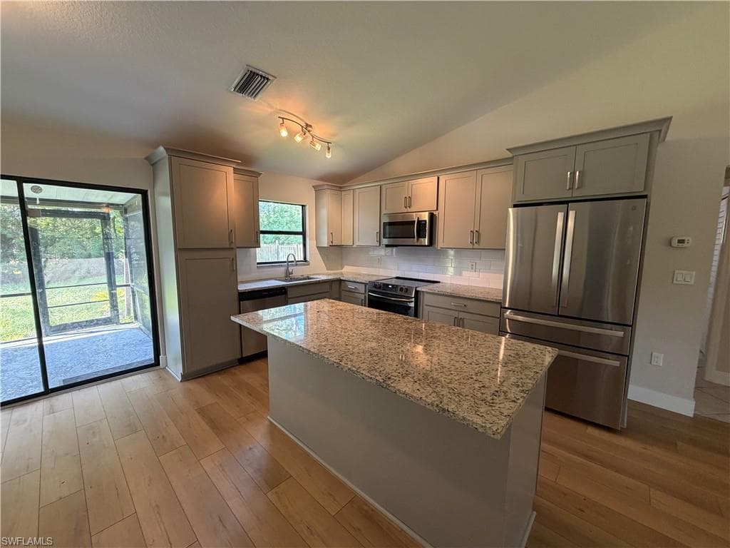 9500 Strike LN BONITA SPRINGS, FL 34135