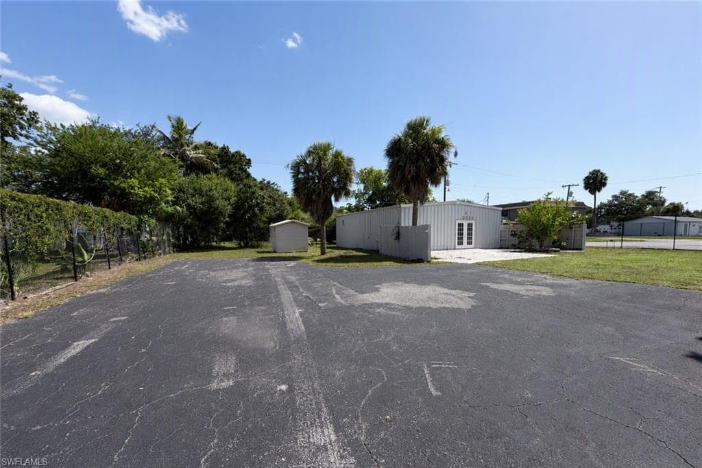 2054 Crawford ST FORT MYERS, FL 33901