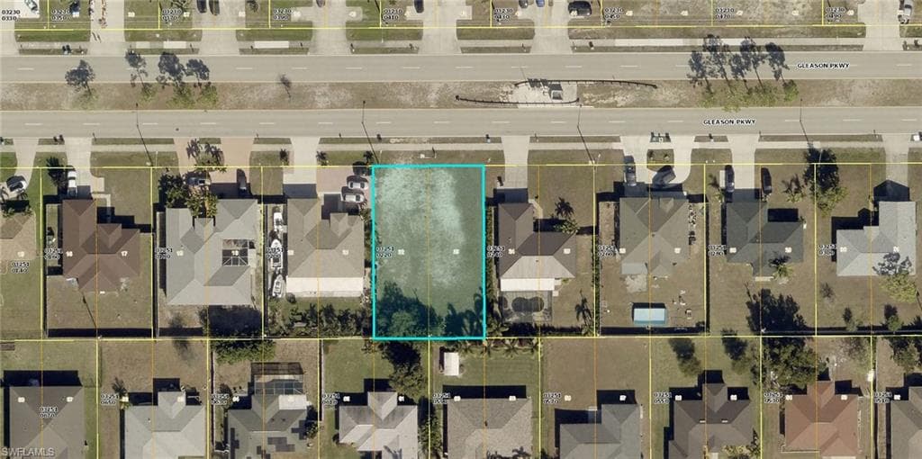 1222 Gleason PKWY CAPE CORAL, FL 33914
