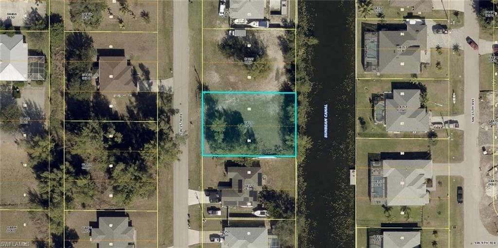 951 15th PL CAPE CORAL, FL 33991