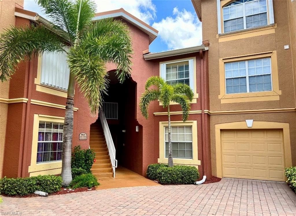 15585 ocean walk CIR 212 FORT MYERS, FL 33908