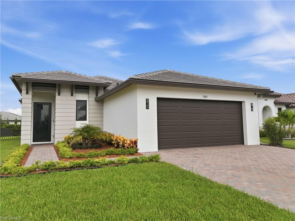5069 Penella AVE AVE MARIA, FL 34142