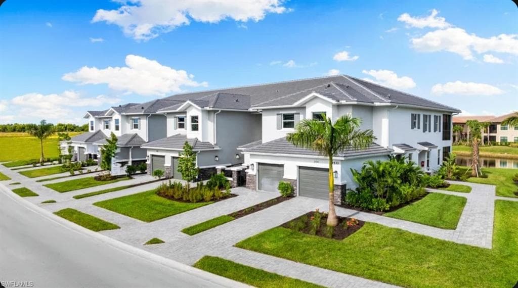 15349 Giardino DR 13-103 NAPLES, FL 34114