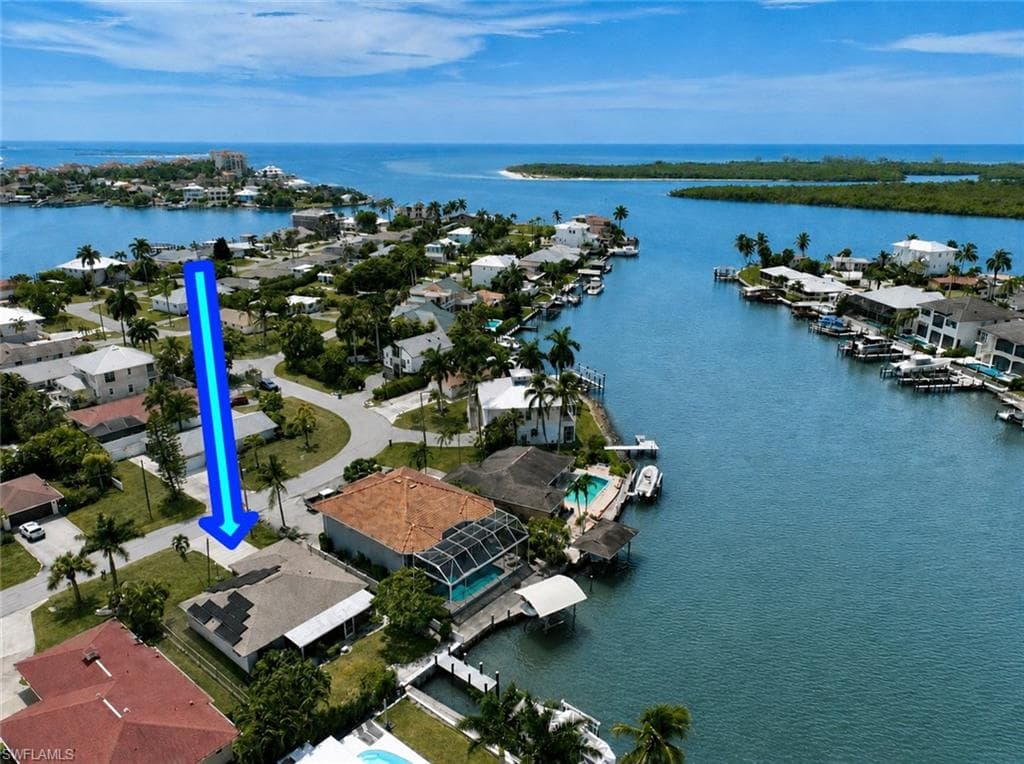 105 Jamaica DR NAPLES, FL 34113