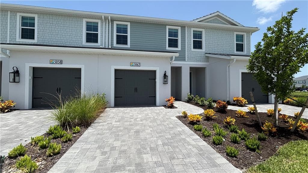 5062 Draco CIR NAPLES, FL 34120