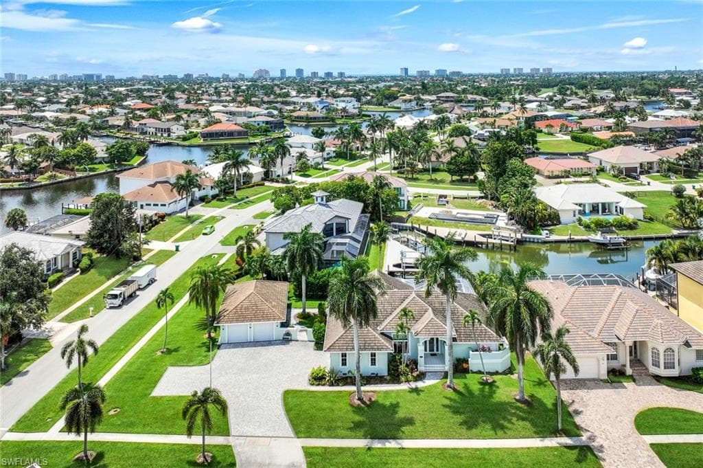 200 Barfield DR MARCO ISLAND, FL 34145