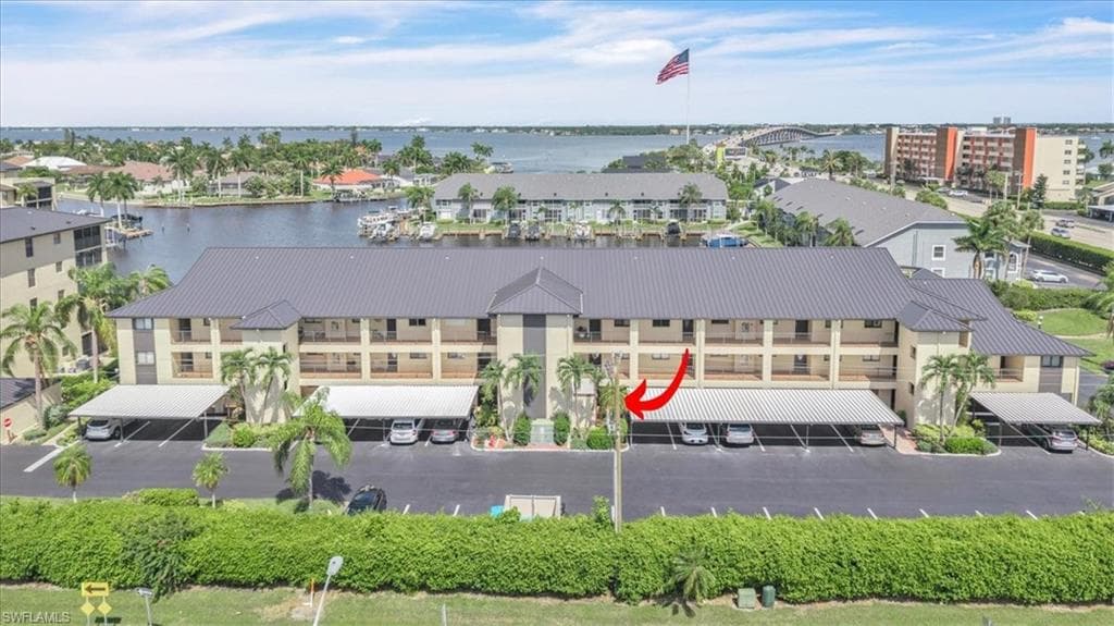 4719 SE 17th PL 105 CAPE CORAL, FL 33904