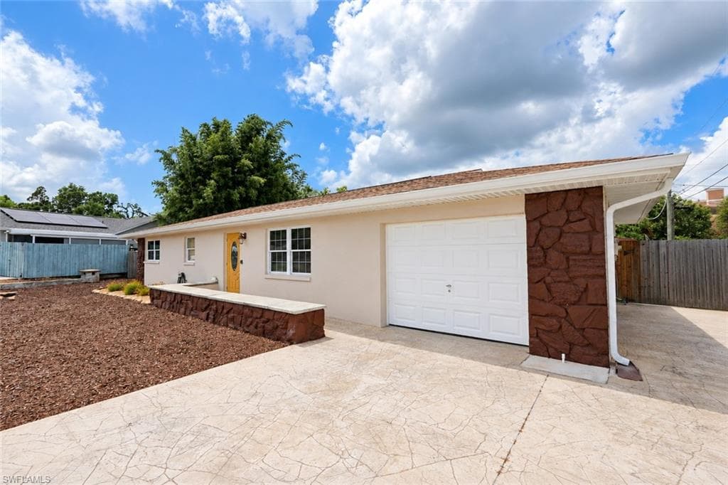 18386 Ostego DR FORT MYERS, FL 33967
