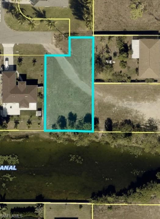722 NE 12th ST CAPE CORAL, FL 33909