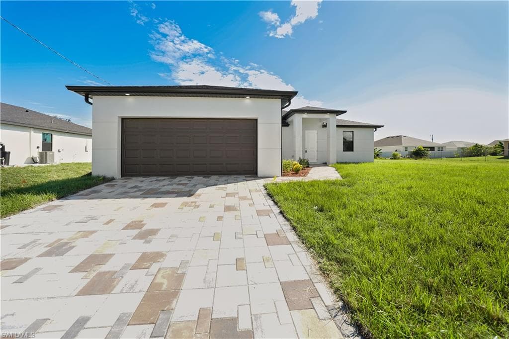 2458 9th TER CAPE CORAL, FL 33993
