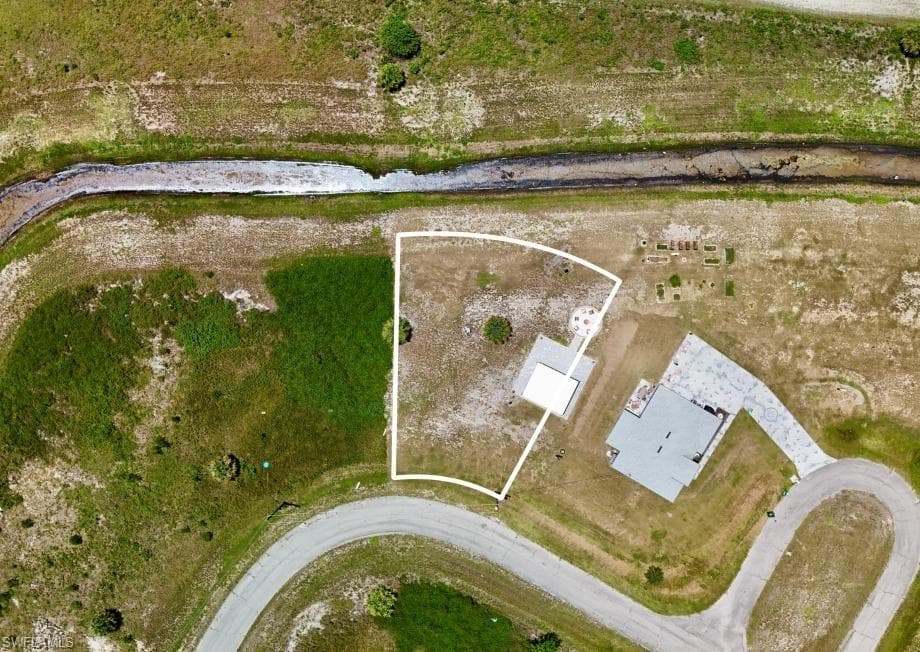 224 Lynbrook LOOP LABELLE, FL 33935