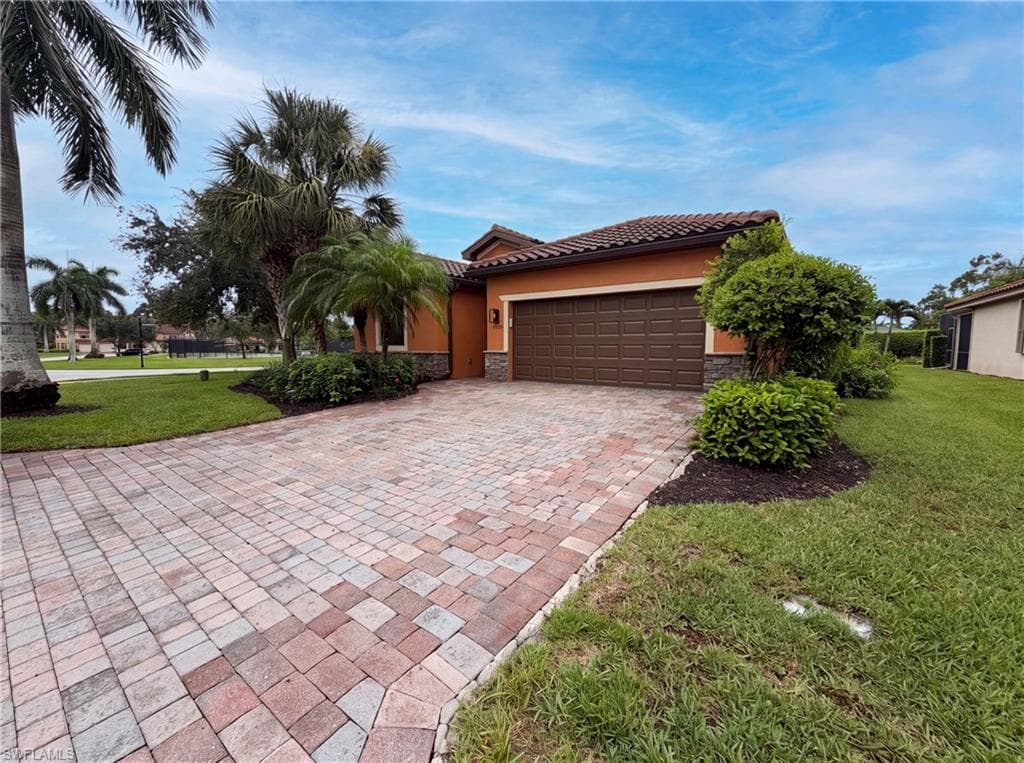 11068 Cherry Laurel DR FORT MYERS, FL 33912