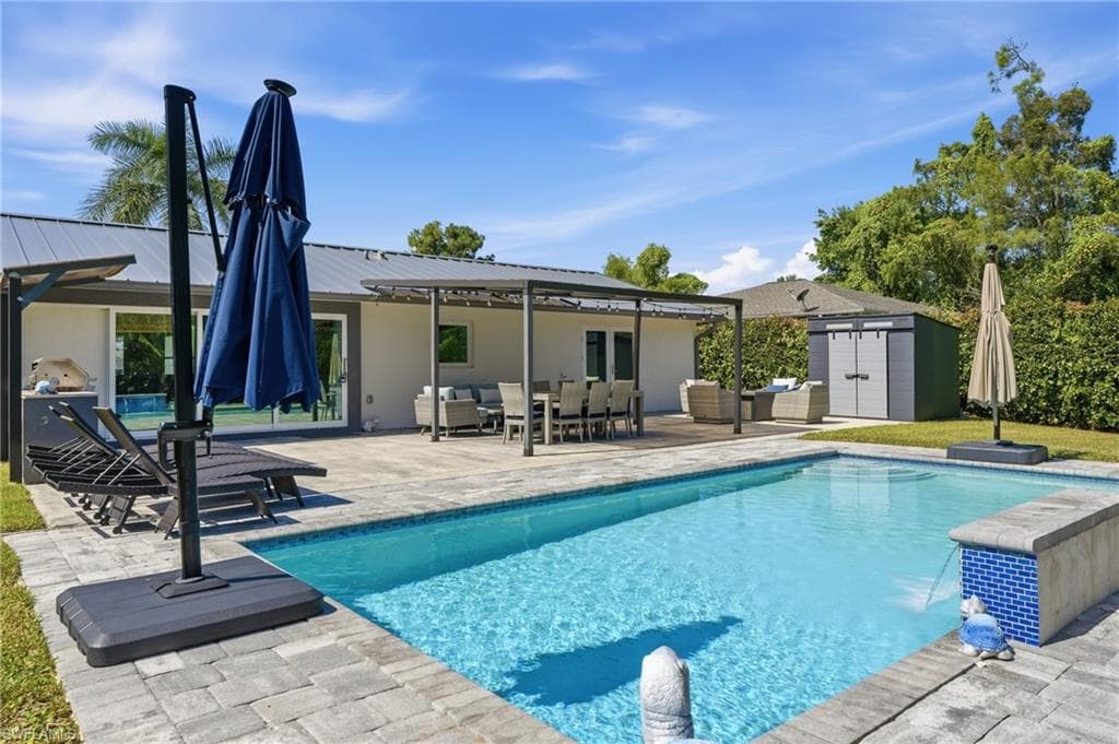 2965 Woodside AVE NAPLES, FL 34112
