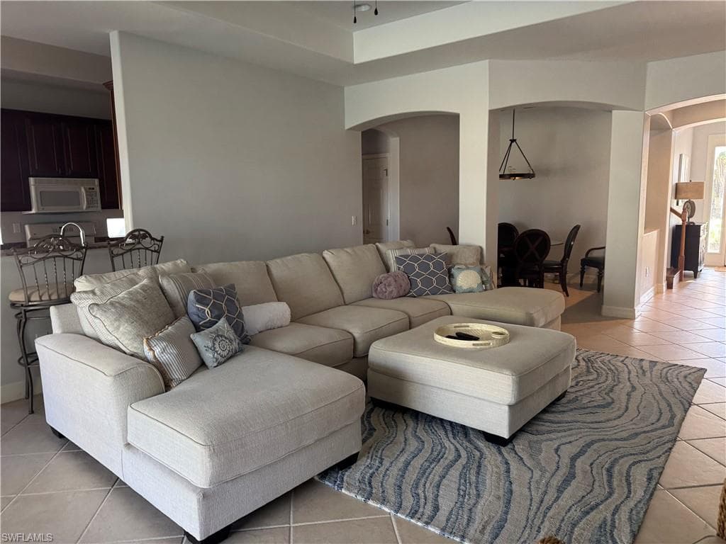 10364 Porto Romano DR MIROMAR LAKES, FL 33913