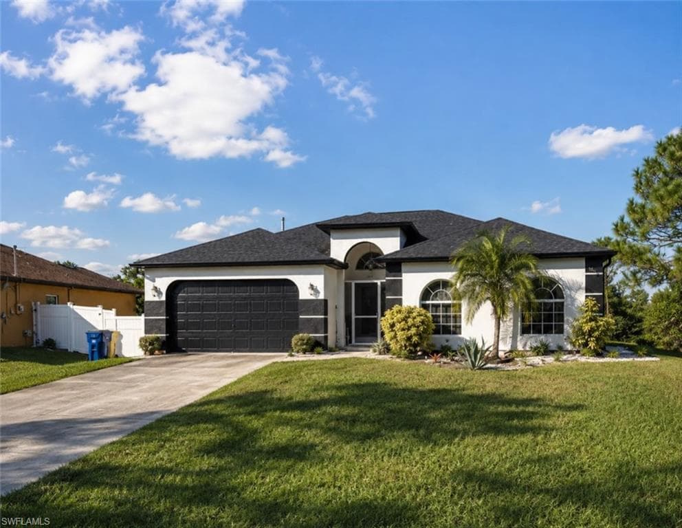 5306 5th ST W LEHIGH ACRES, FL 33971