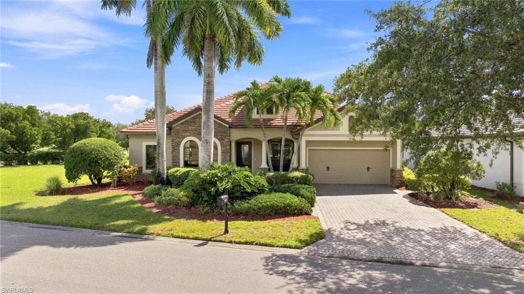16001 Herons View DR ALVA, FL 33920
