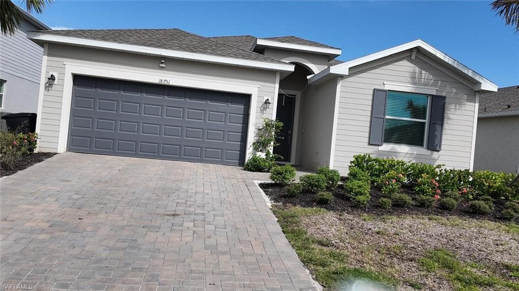 18751 Marlin Kite LN NORTH FORT MYERS, FL 33917