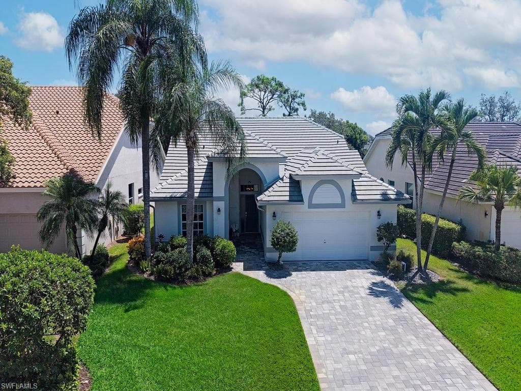 24973 Bay Cedar DR BONITA SPRINGS, FL 34134