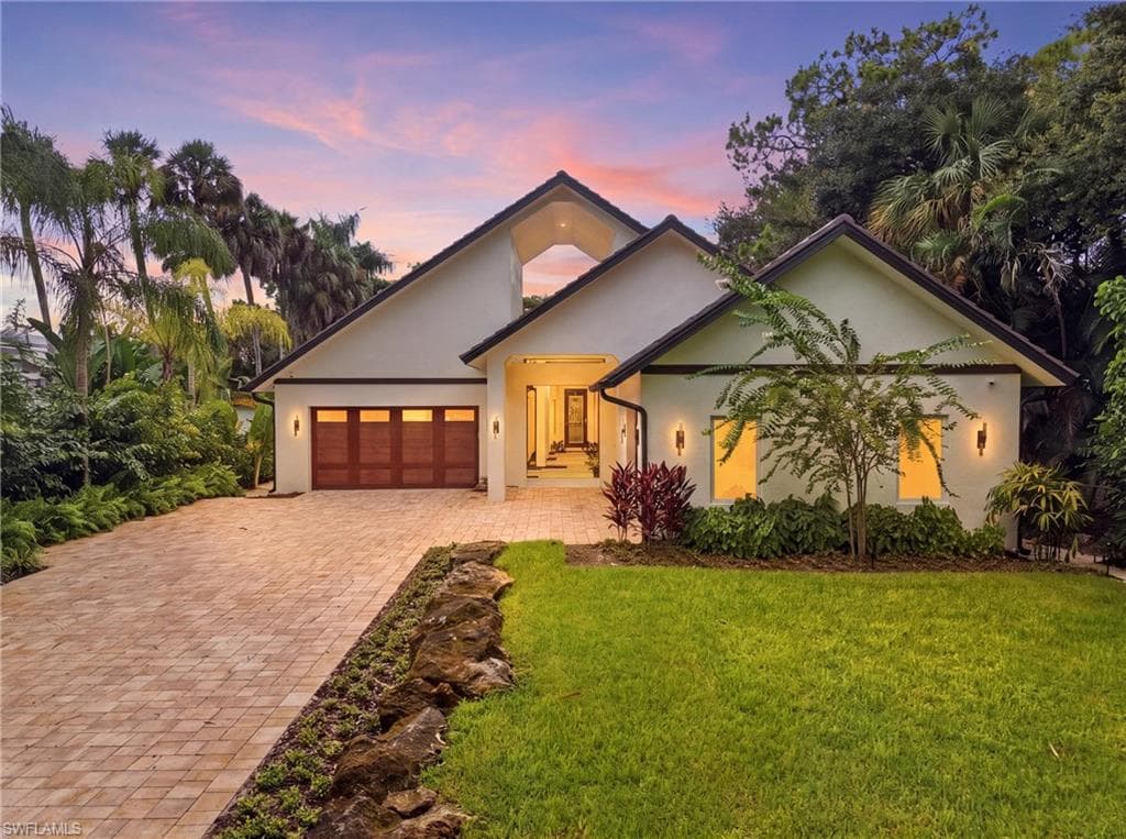 2751 68th ST SW NAPLES, FL 34105