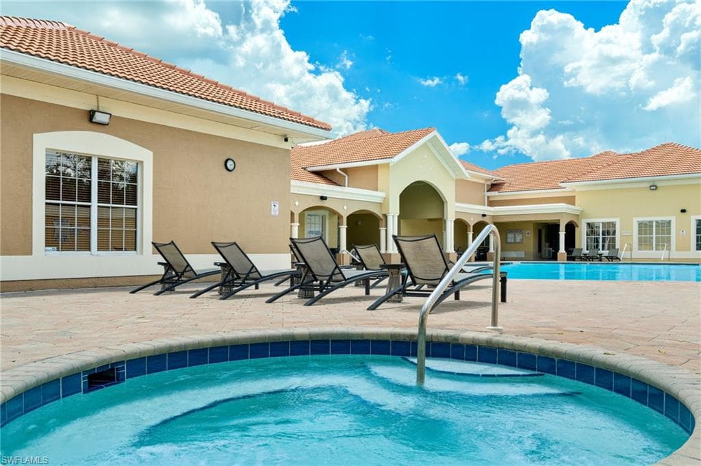 9025 Colby DR 2107 FORT MYERS, FL 33919
