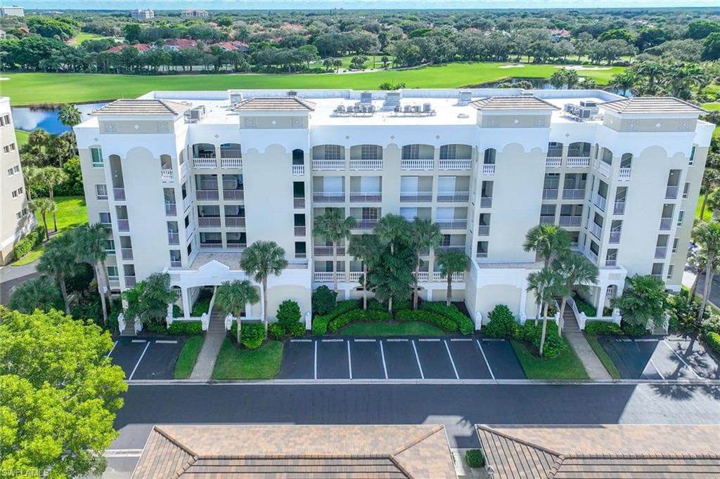 7671 Pebble Creek CIR 206 NAPLES, FL 34108