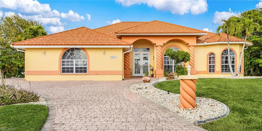 3611 NW 14th ST CAPE CORAL, FL 33993