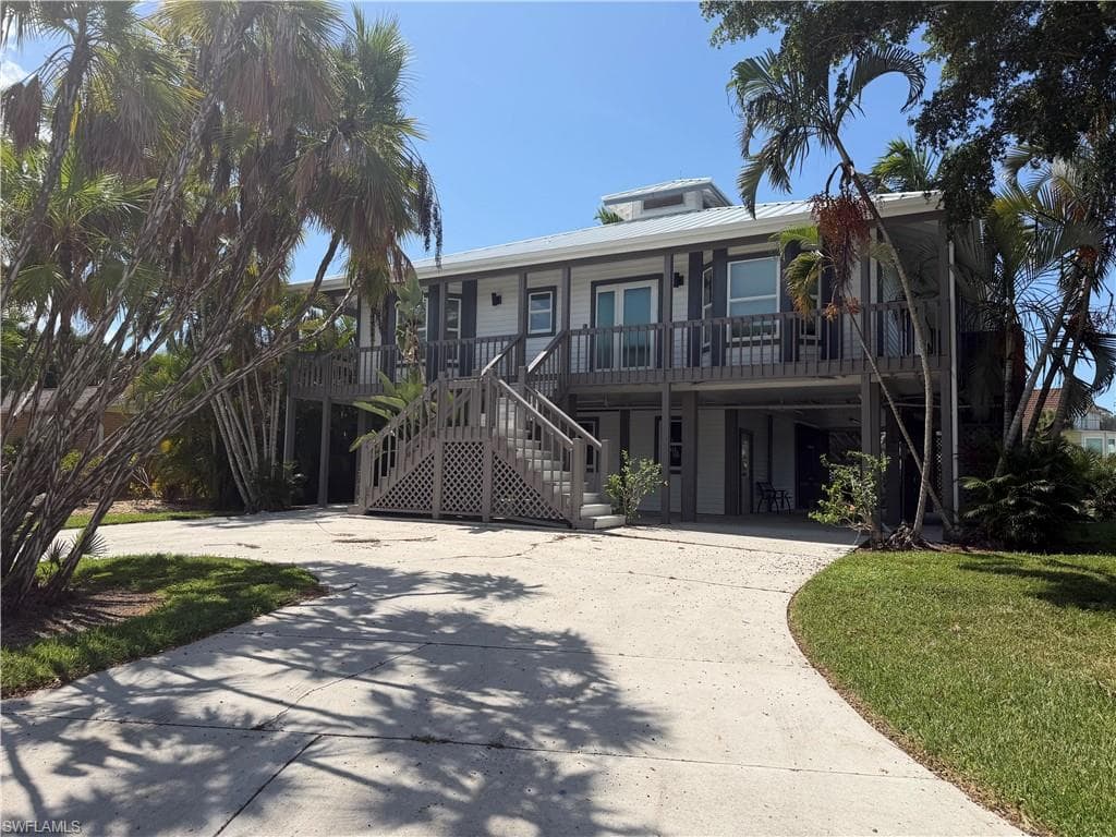 27189 Gasparilla DR BONITA SPRINGS, FL 34135