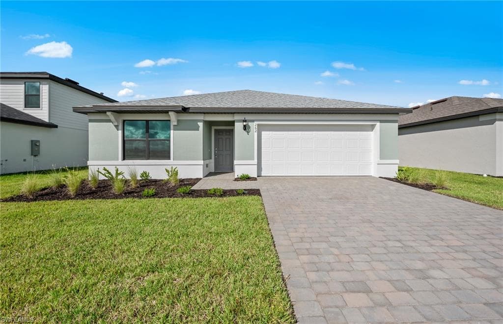 271 Silent Lake DR LEHIGH ACRES, FL 33936