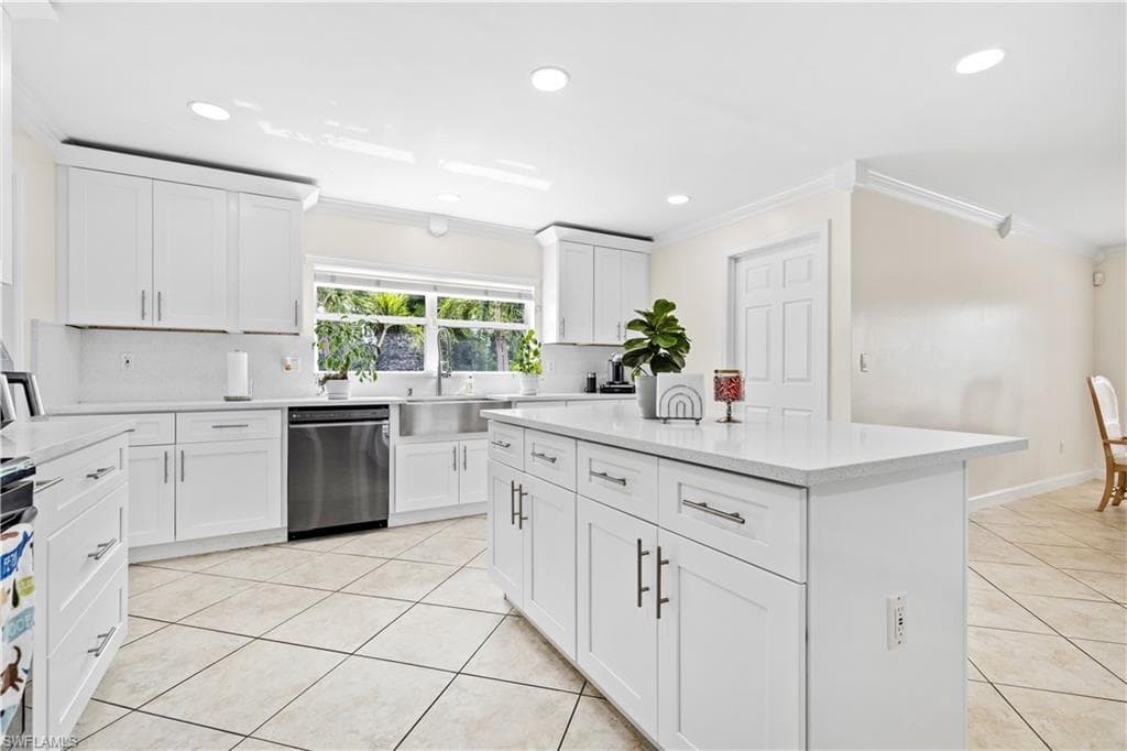 1620 NW 12th ST CAPE CORAL, FL 33993
