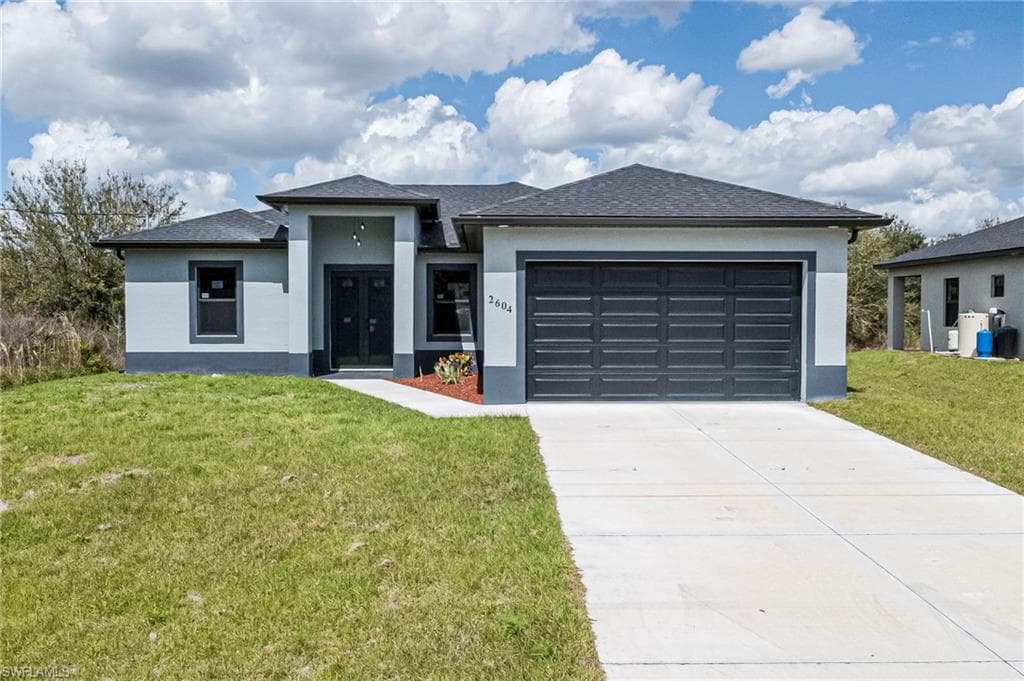 2604 73rd ST W LEHIGH ACRES, FL 33971