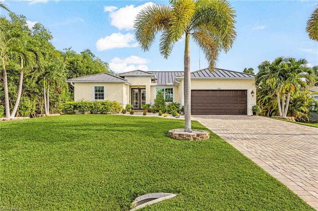 3742 Tangelo DR ST. JAMES CITY, FL 33956