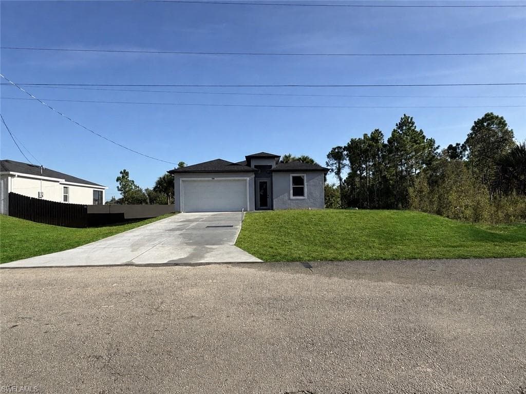 2508 21st ST W LEHIGH ACRES, FL 33971