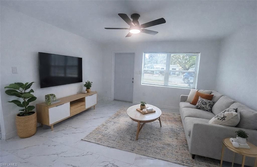 2655 Market ST FORT MYERS, FL 33916