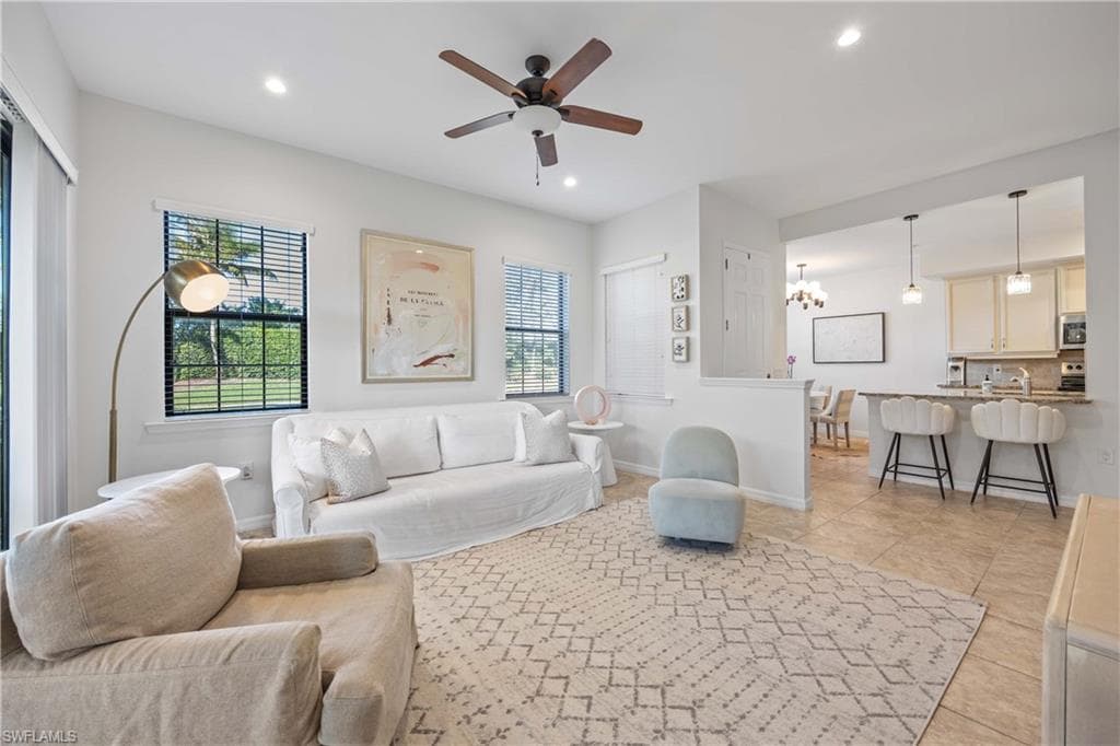 26111 Palace LN 102 BONITA SPRINGS, FL 34135