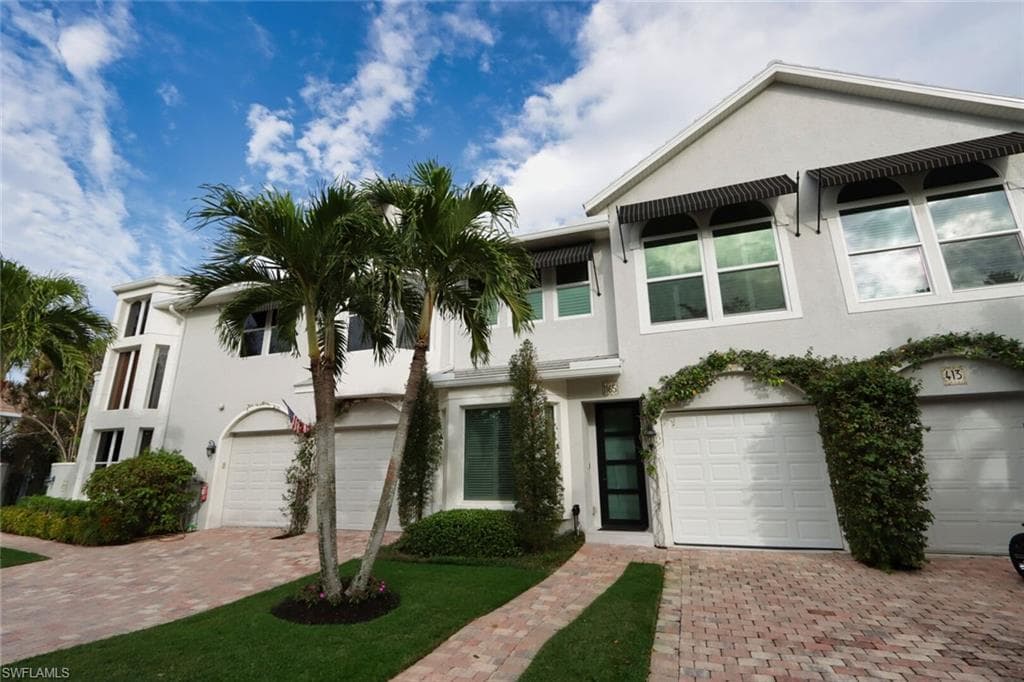 1165 4th ST S 2 NAPLES, FL 34102