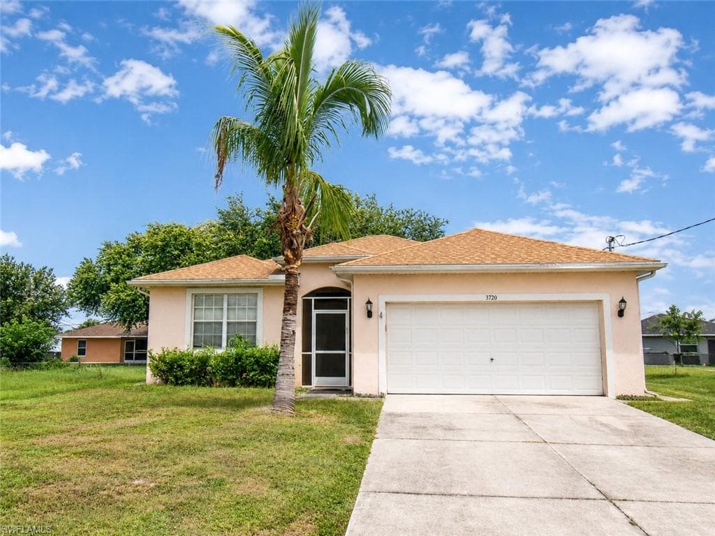 3720 6th ST W LEHIGH ACRES, FL 33971