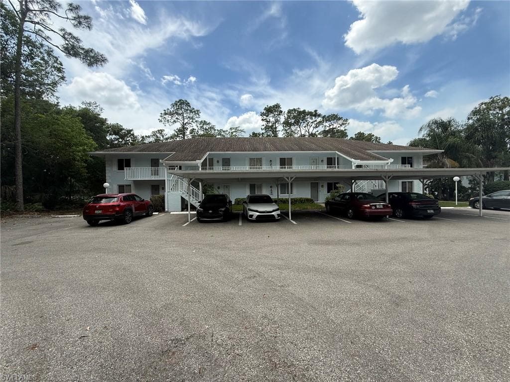 3491 County Barn RD 103 NAPLES, FL 34112